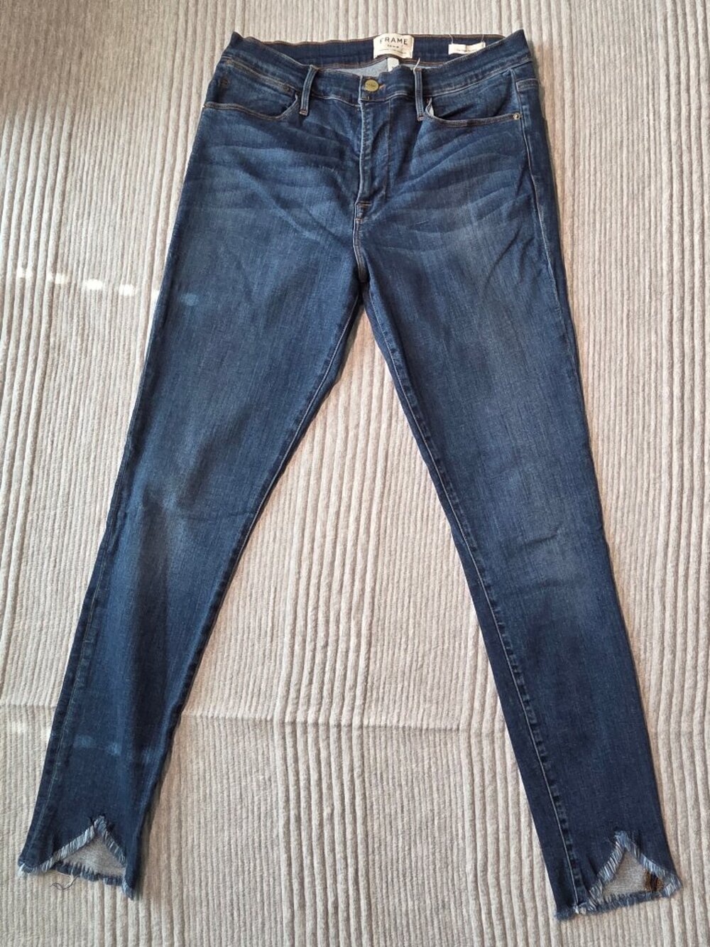 FRAME Le High Skinny Jeans Women's Size 30 Dark Wash Raw Hem Stretch Denim